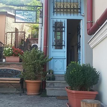 Tbil Home Hostel Tbilisi Buitenkant foto