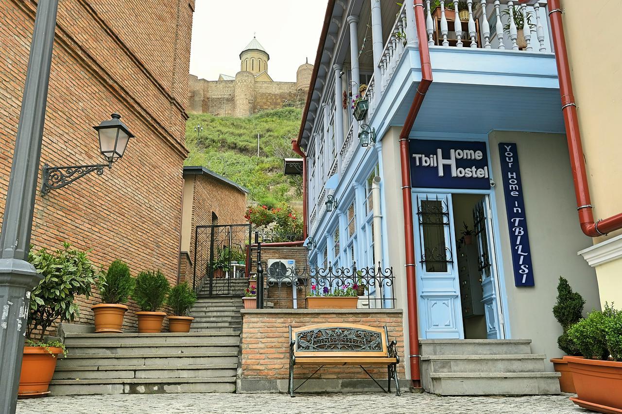 Tbil Home Hostel Tbilisi Buitenkant foto